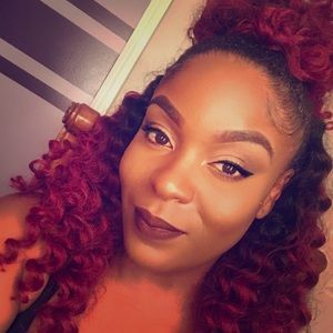 Meet your Posher, Vickie